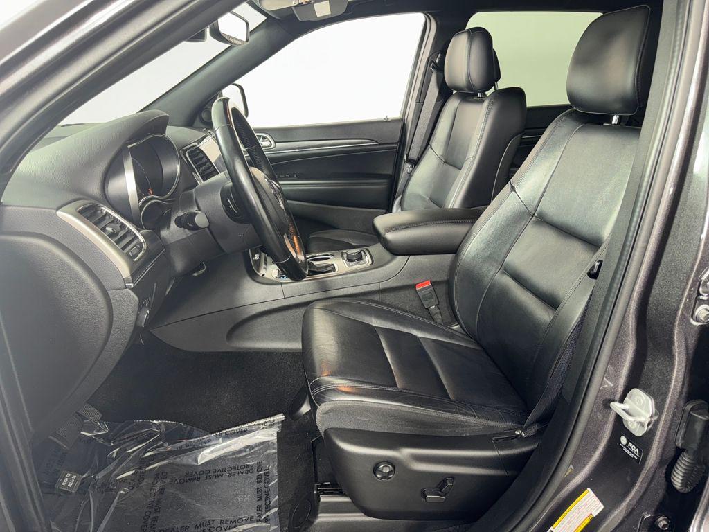 used 2021 Jeep Grand Cherokee car, priced at $18,295