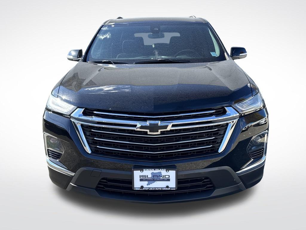 used 2023 Chevrolet Traverse car, priced at $28,322