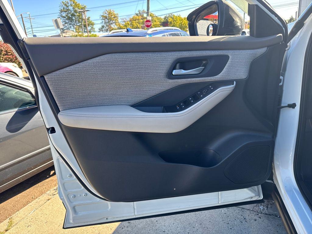 used 2021 Nissan Rogue car, priced at $15,780