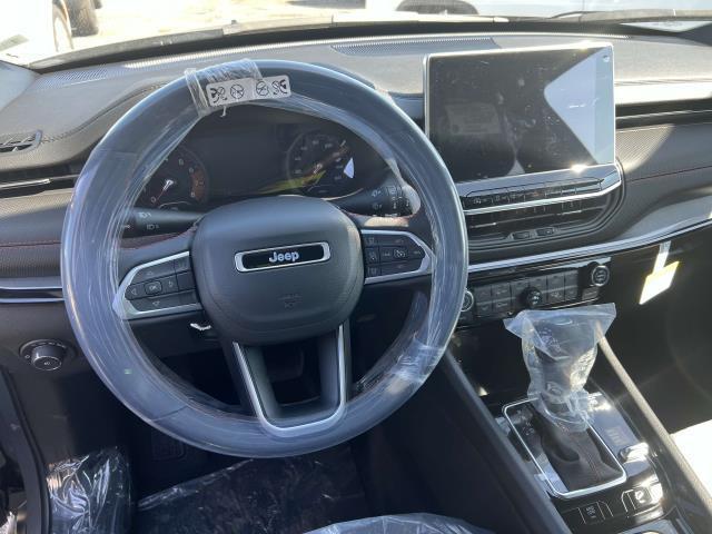 new 2024 Jeep Compass car, priced at $33,367