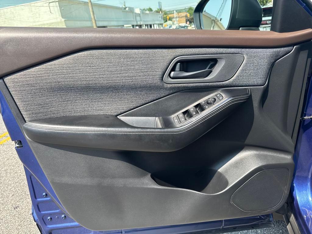 used 2021 Nissan Rogue car, priced at $15,248