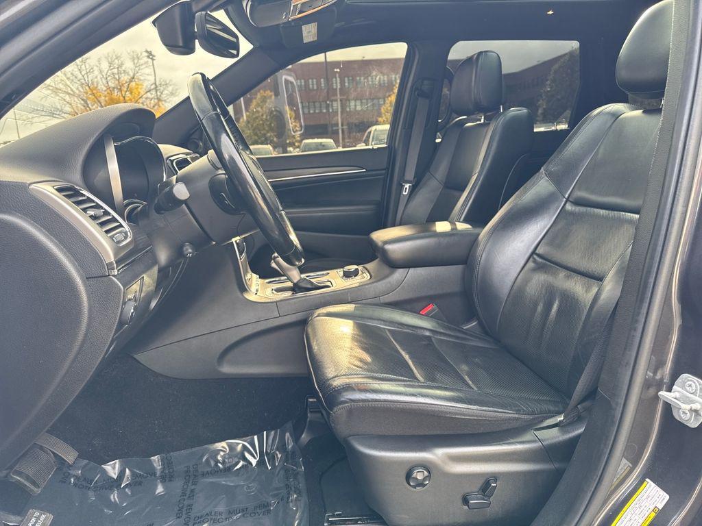 used 2020 Jeep Grand Cherokee car, priced at $19,575