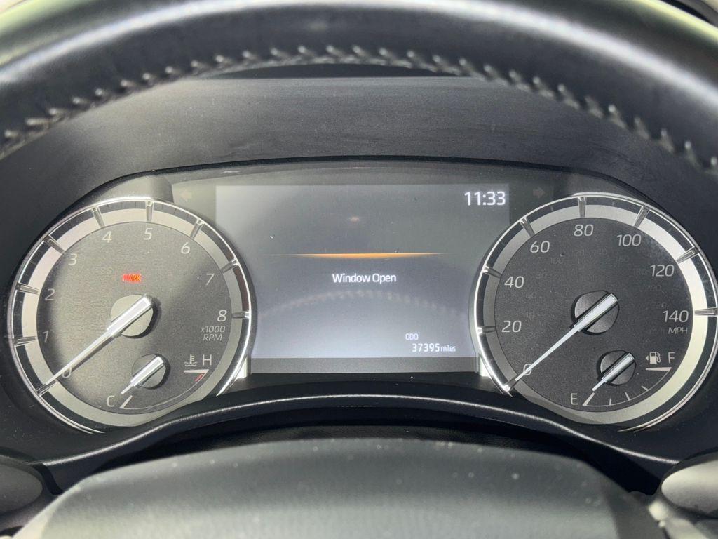 used 2022 Toyota Highlander car, priced at $34,290