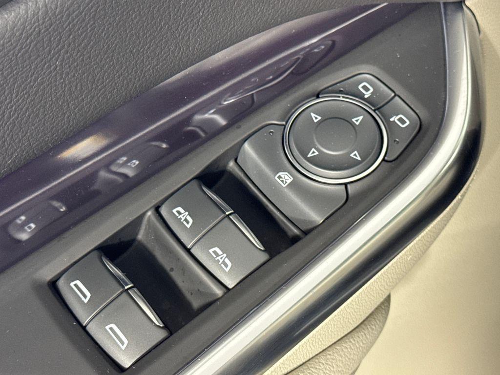 used 2023 Cadillac XT4 car, priced at $26,694