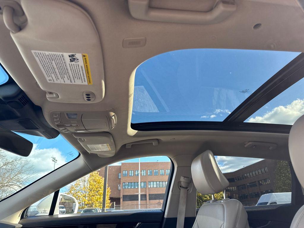 used 2023 Lincoln Nautilus car, priced at $36,287