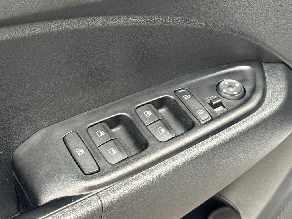 used 2022 Hyundai Venue car, priced at $15,521