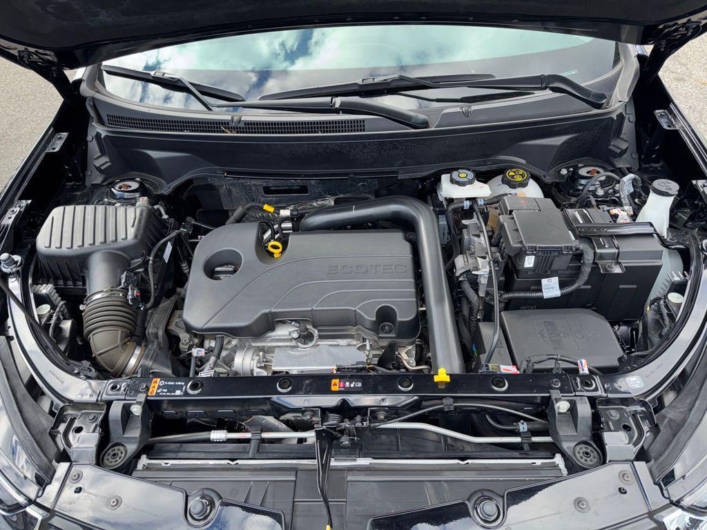 used 2024 Chevrolet Equinox car, priced at $26,500