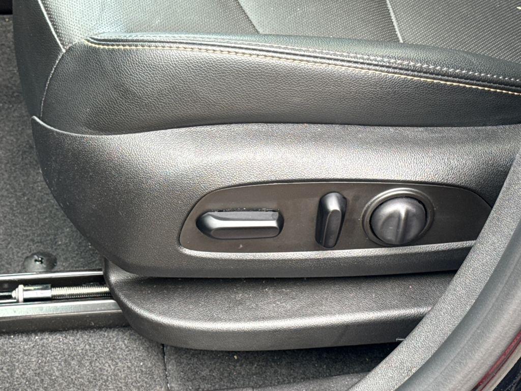 used 2024 Chevrolet Equinox car, priced at $26,500