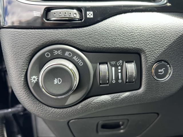 new 2023 Jeep Cherokee car, priced at $33,274