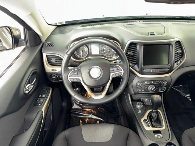 used 2018 Jeep Cherokee car, priced at $16,495