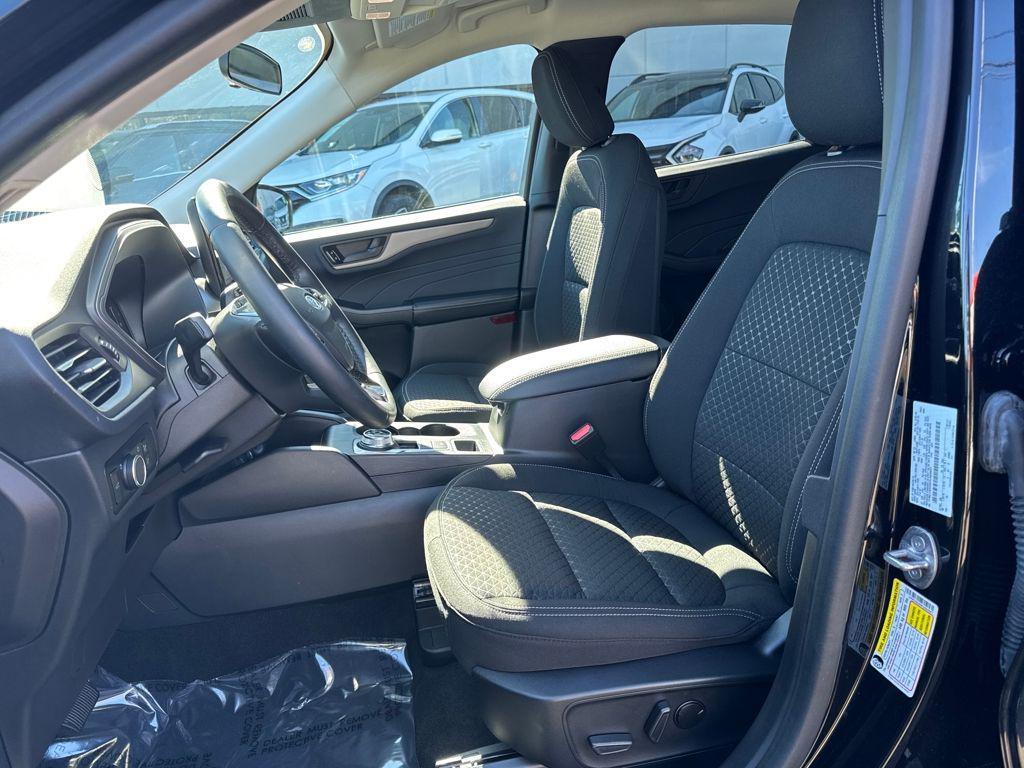 used 2023 Ford Escape car, priced at $21,977