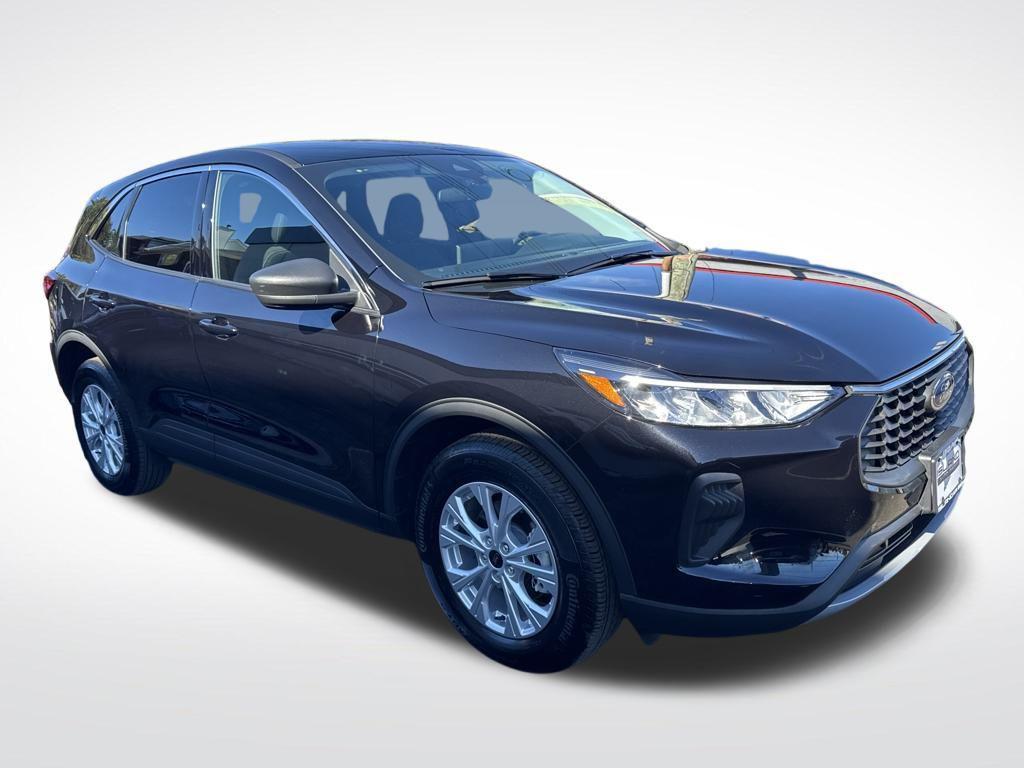 used 2023 Ford Escape car, priced at $21,977