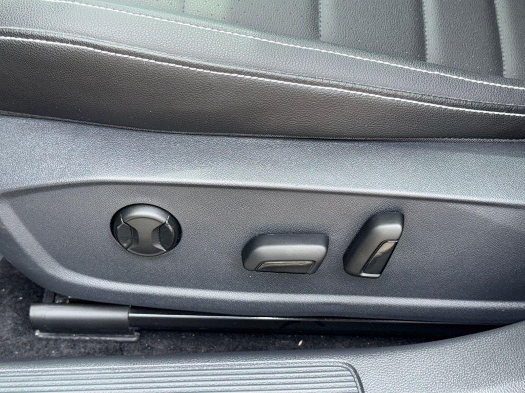 used 2023 Volkswagen Jetta car, priced at $19,995