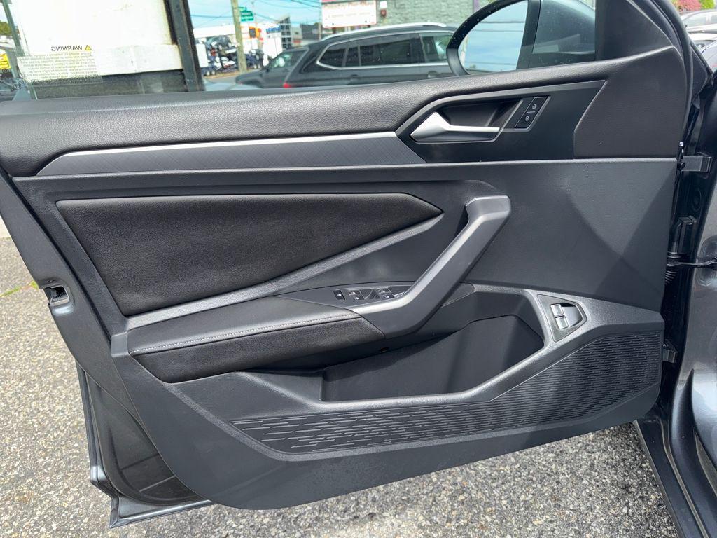 used 2023 Volkswagen Jetta car, priced at $19,995