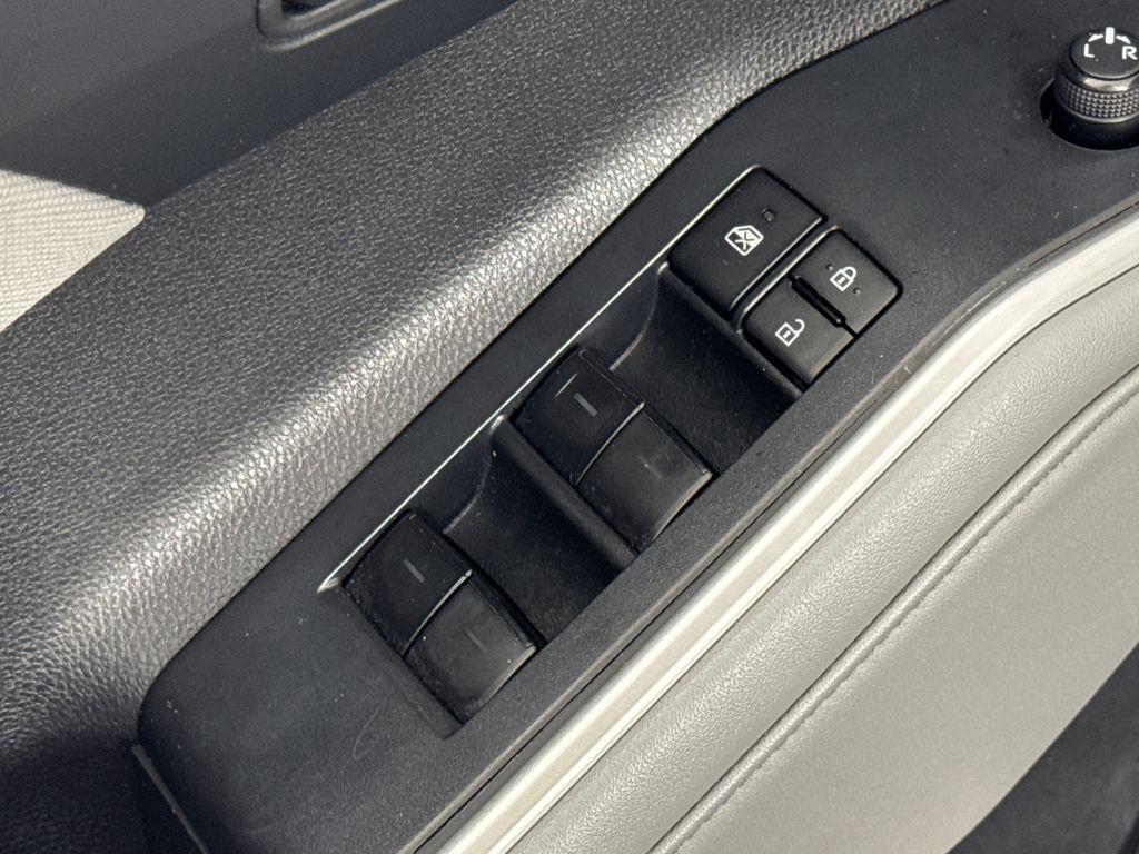 used 2022 Toyota Highlander car, priced at $29,750