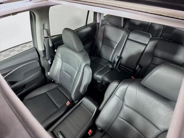 used 2022 Honda Pilot car, priced at $33,995