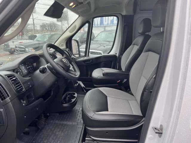 new 2024 Ram ProMaster 2500 car, priced at $49,565