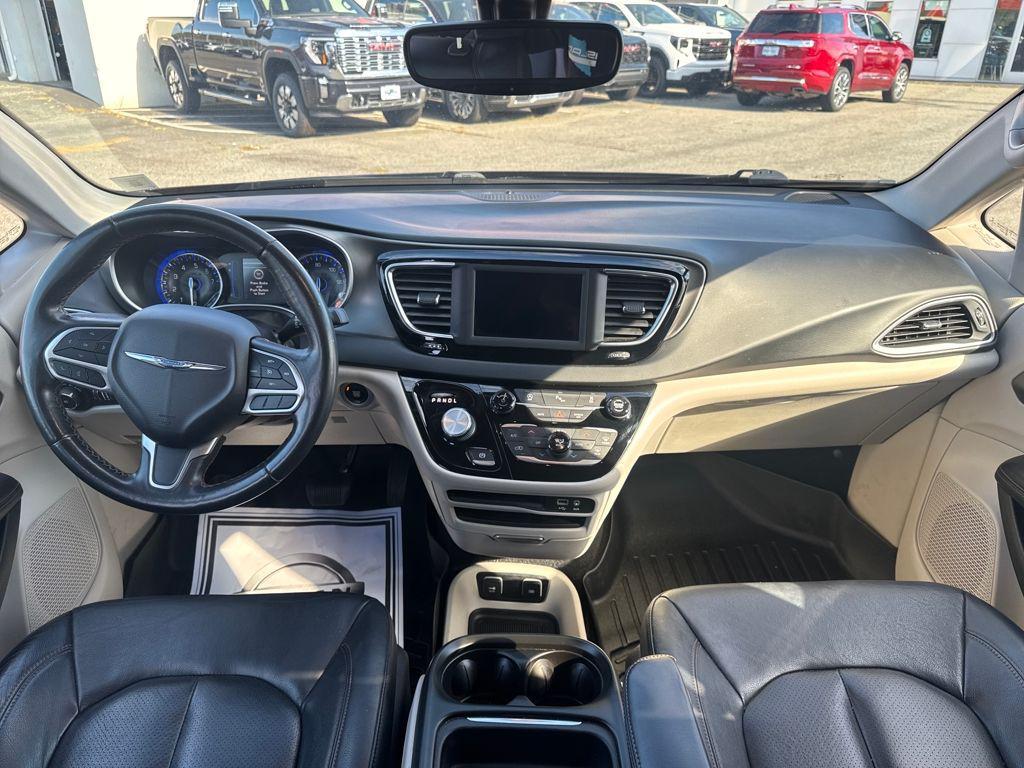 used 2020 Chrysler Pacifica car, priced at $13,977