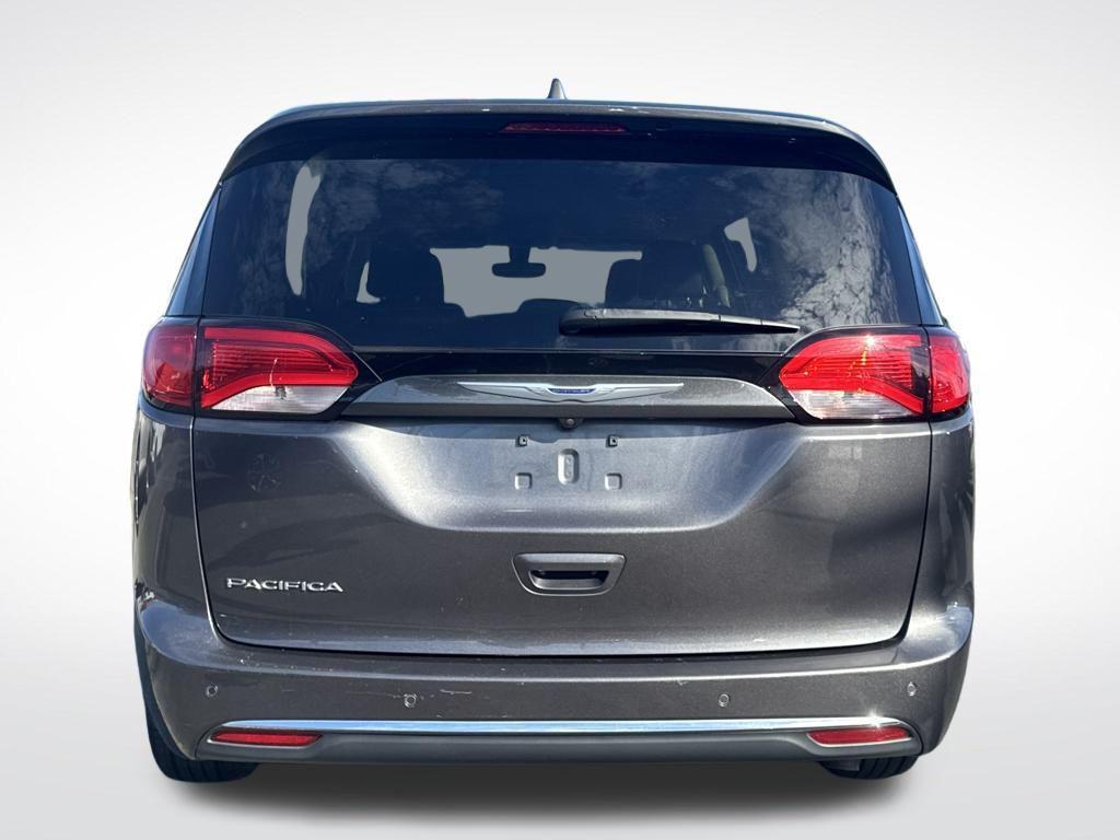 used 2020 Chrysler Pacifica car, priced at $13,977