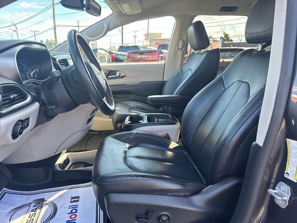 used 2020 Chrysler Pacifica car, priced at $13,977