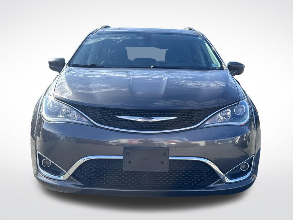 used 2020 Chrysler Pacifica car, priced at $13,977