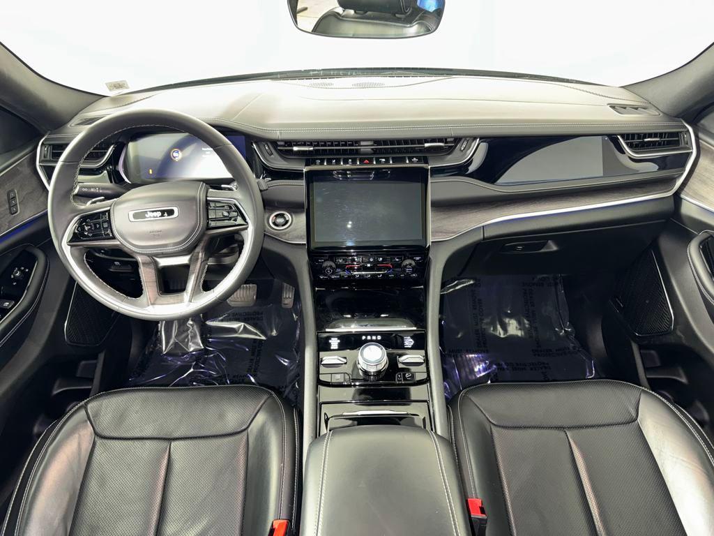 used 2023 Jeep Grand Cherokee car, priced at $36,190