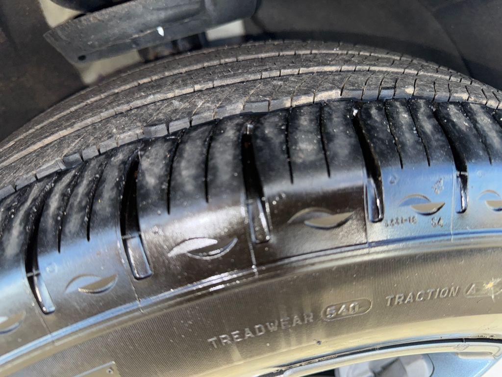 used 2022 Chevrolet Equinox car, priced at $21,842