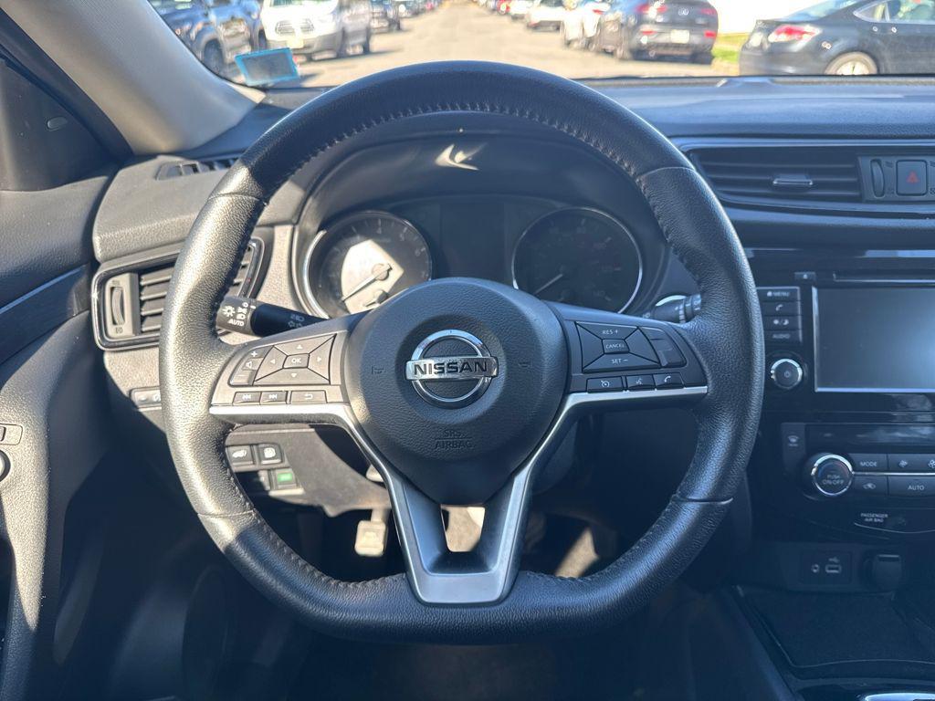used 2019 Nissan Rogue car, priced at $14,939
