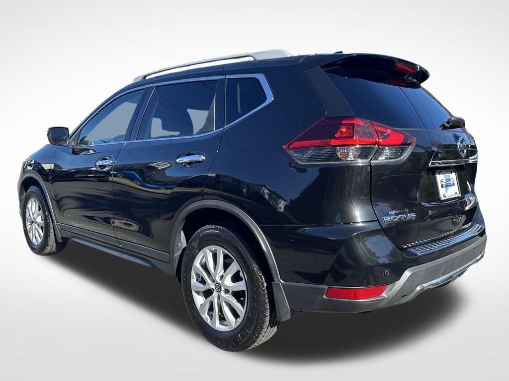 used 2019 Nissan Rogue car, priced at $14,939
