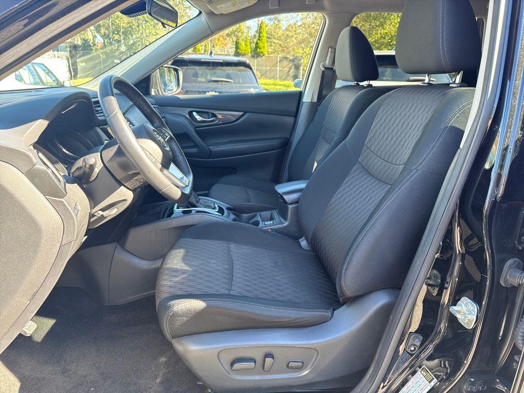 used 2019 Nissan Rogue car, priced at $14,939