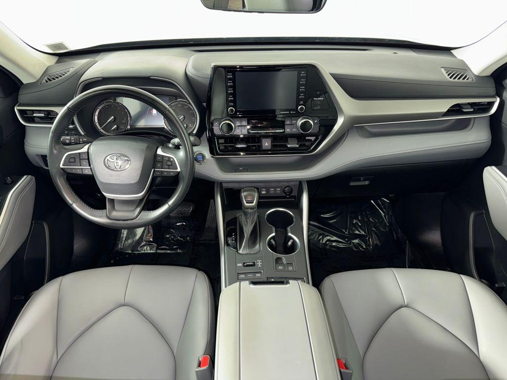 used 2022 Toyota Highlander car, priced at $36,650