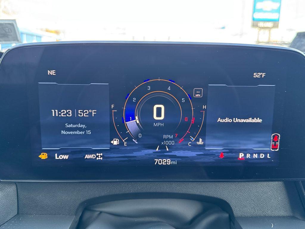 used 2025 Chevrolet Traverse car, priced at $37,641