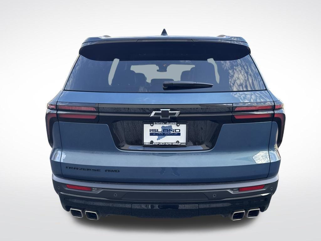 used 2025 Chevrolet Traverse car, priced at $37,641