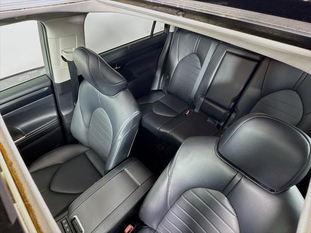 used 2022 Toyota Highlander car, priced at $37,888