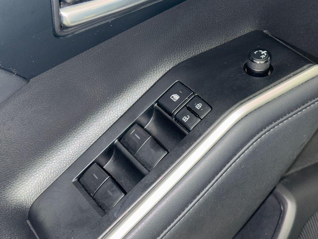 used 2022 Toyota Highlander car, priced at $34,950