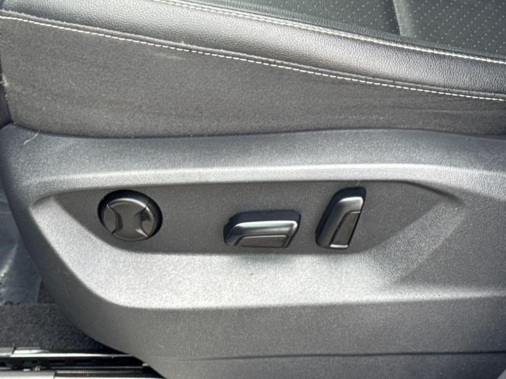 used 2023 Volkswagen Atlas car, priced at $28,825