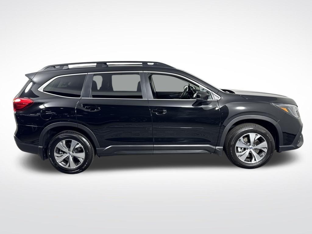used 2025 Subaru Ascent car, priced at $35,895
