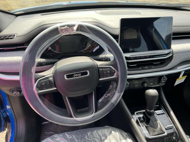 new 2023 Jeep Compass car, priced at $29,013