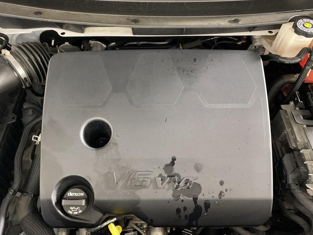 used 2022 Chevrolet Traverse car, priced at $33,723