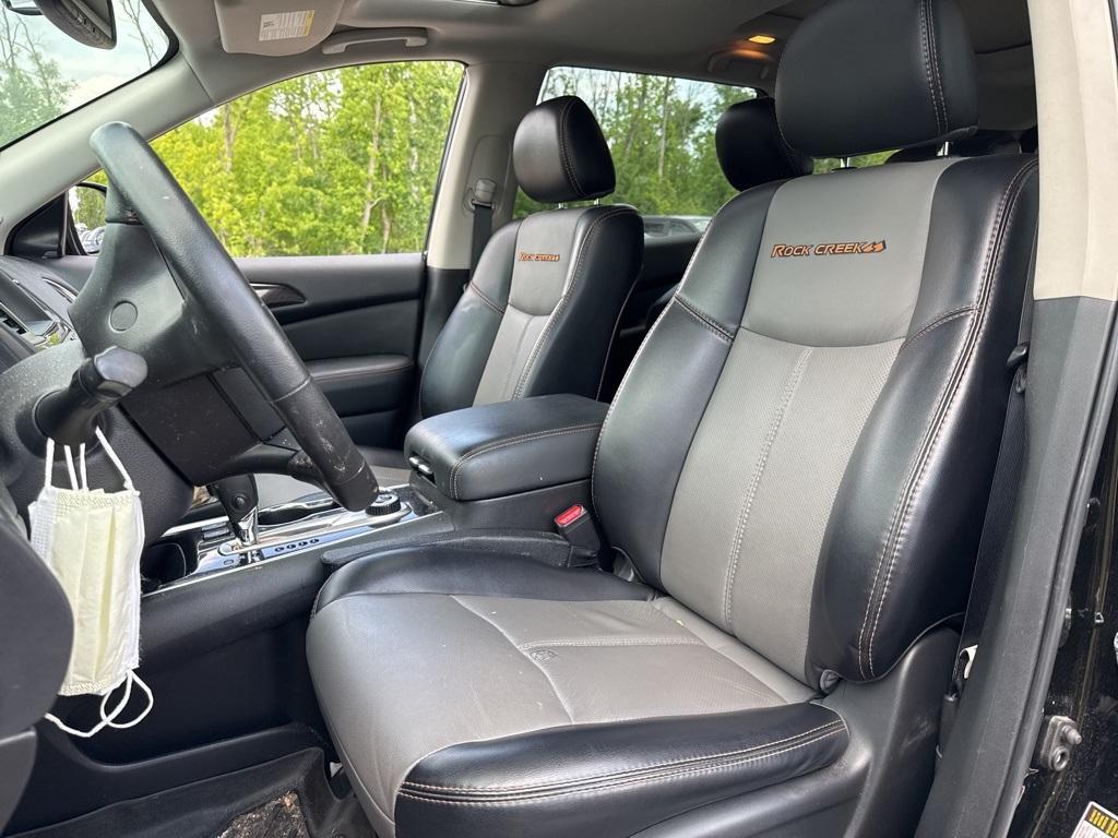 used 2020 Nissan Pathfinder car, priced at $24,451