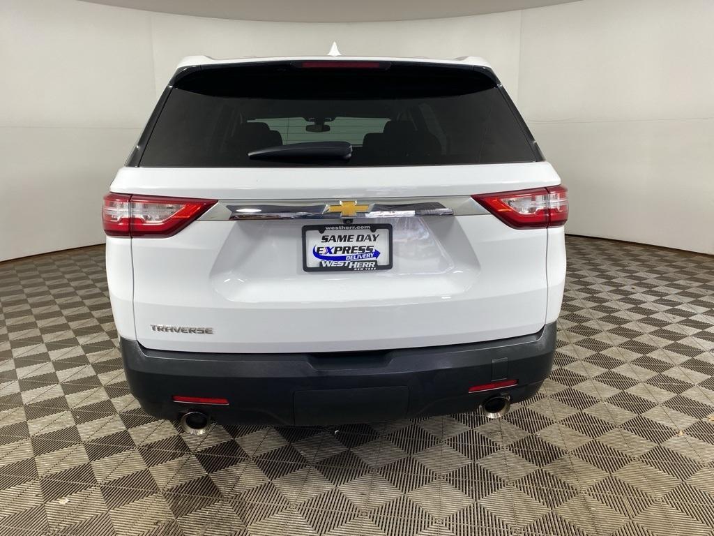 used 2021 Chevrolet Traverse car, priced at $22,857