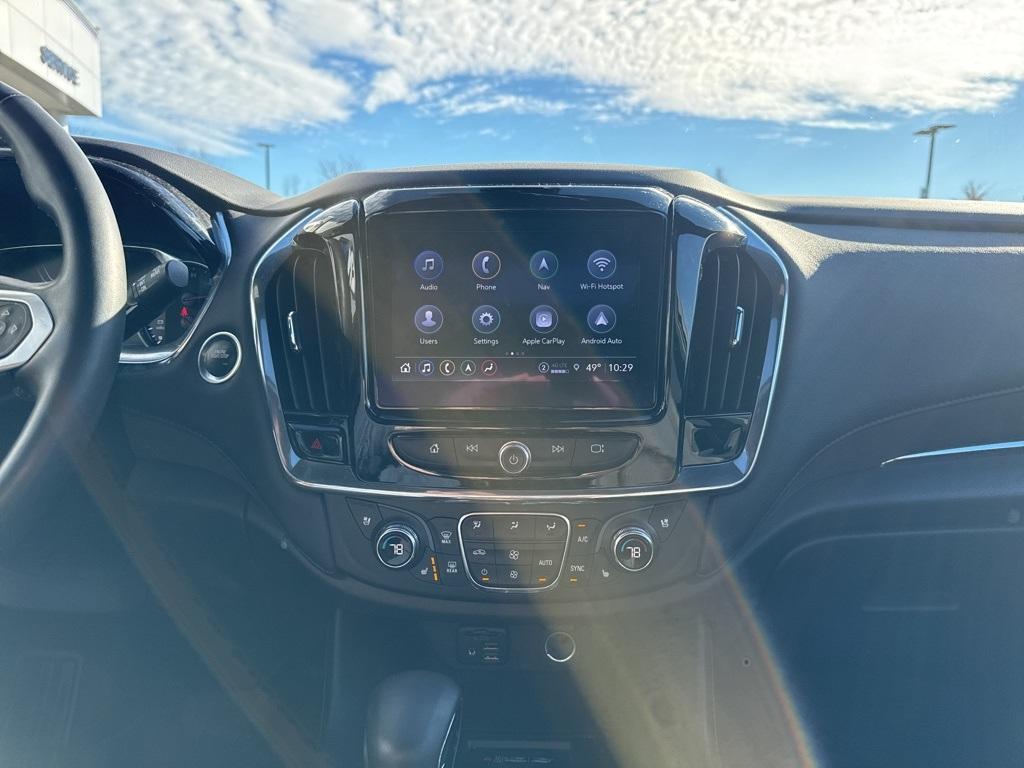used 2023 Chevrolet Traverse car, priced at $36,995