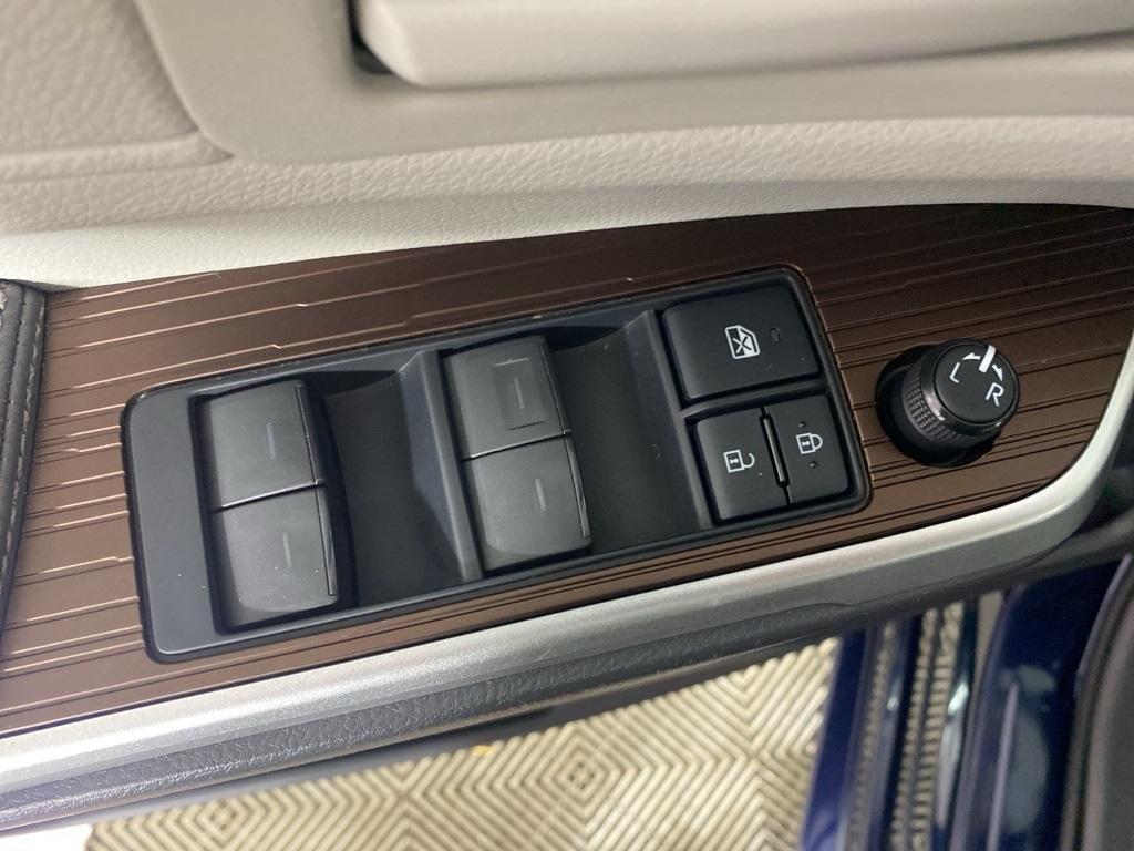 used 2021 Toyota Sienna car, priced at $35,927