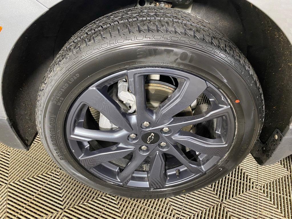 used 2024 Chevrolet Equinox car, priced at $26,932