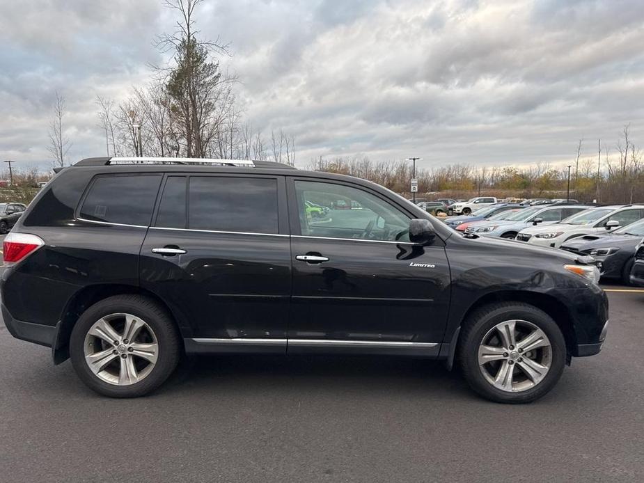 used 2011 Toyota Highlander car, priced at $16,495