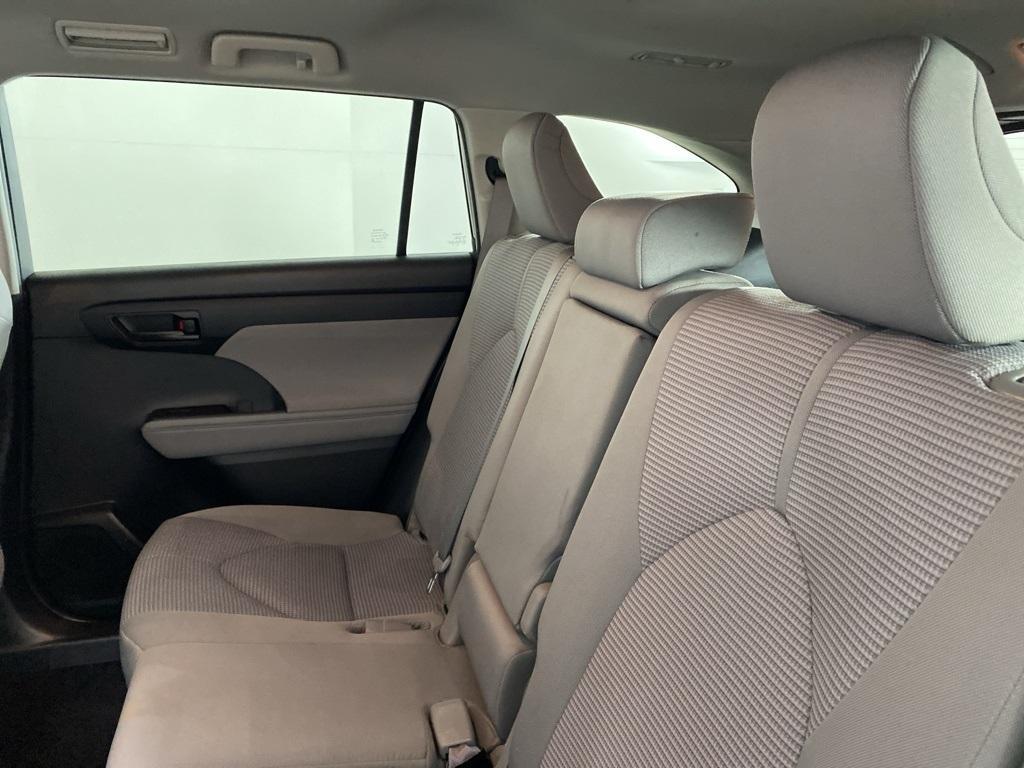 used 2022 Toyota Highlander car, priced at $31,950