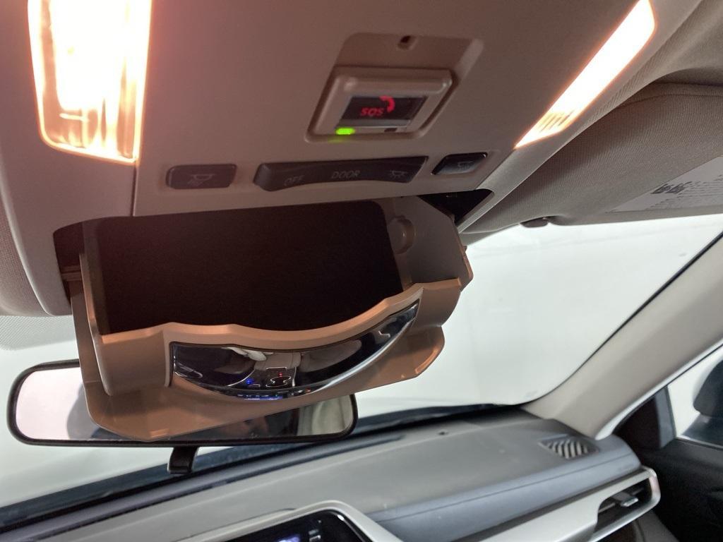 used 2022 Toyota Highlander car, priced at $32,749