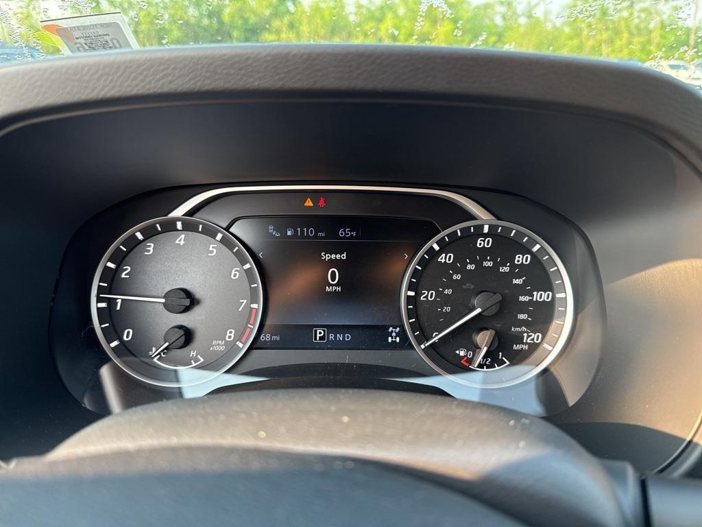 used 2025 Nissan Frontier car, priced at $35,970