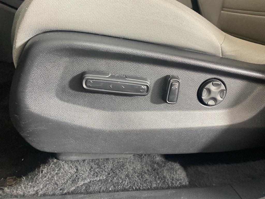 used 2021 Honda CR-V car, priced at $24,482
