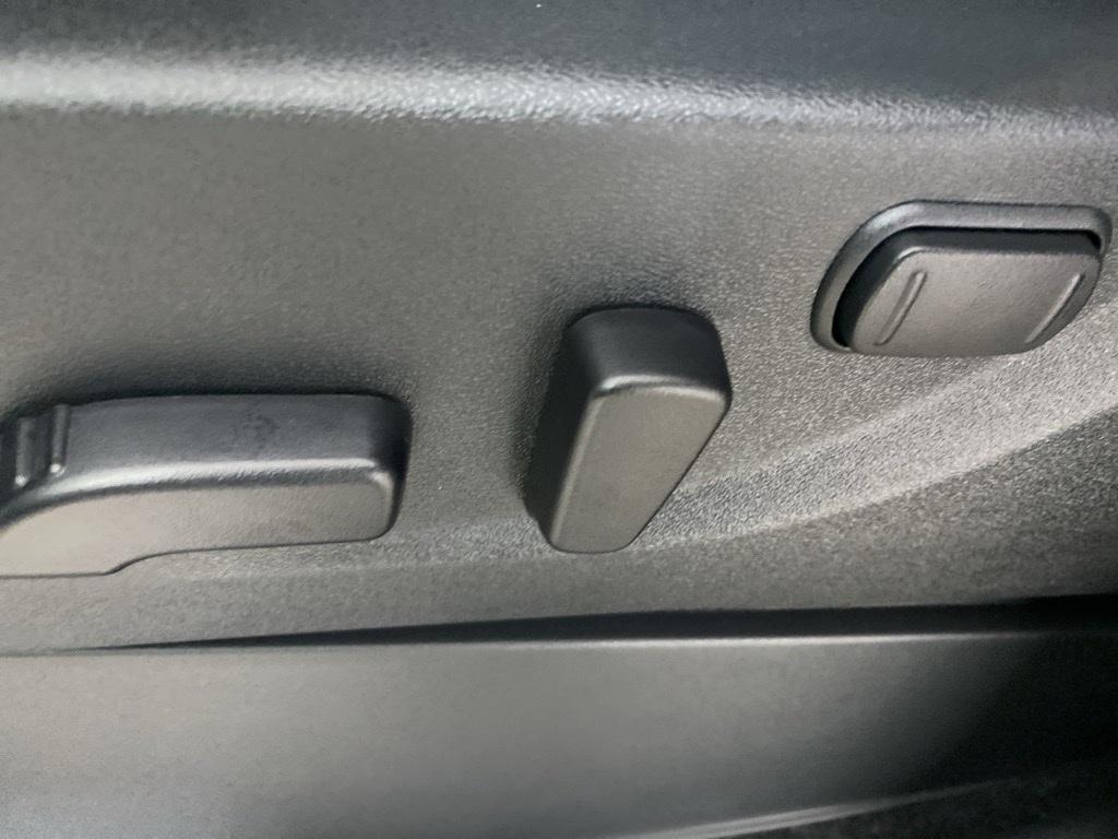 used 2025 Nissan Frontier car, priced at $33,667